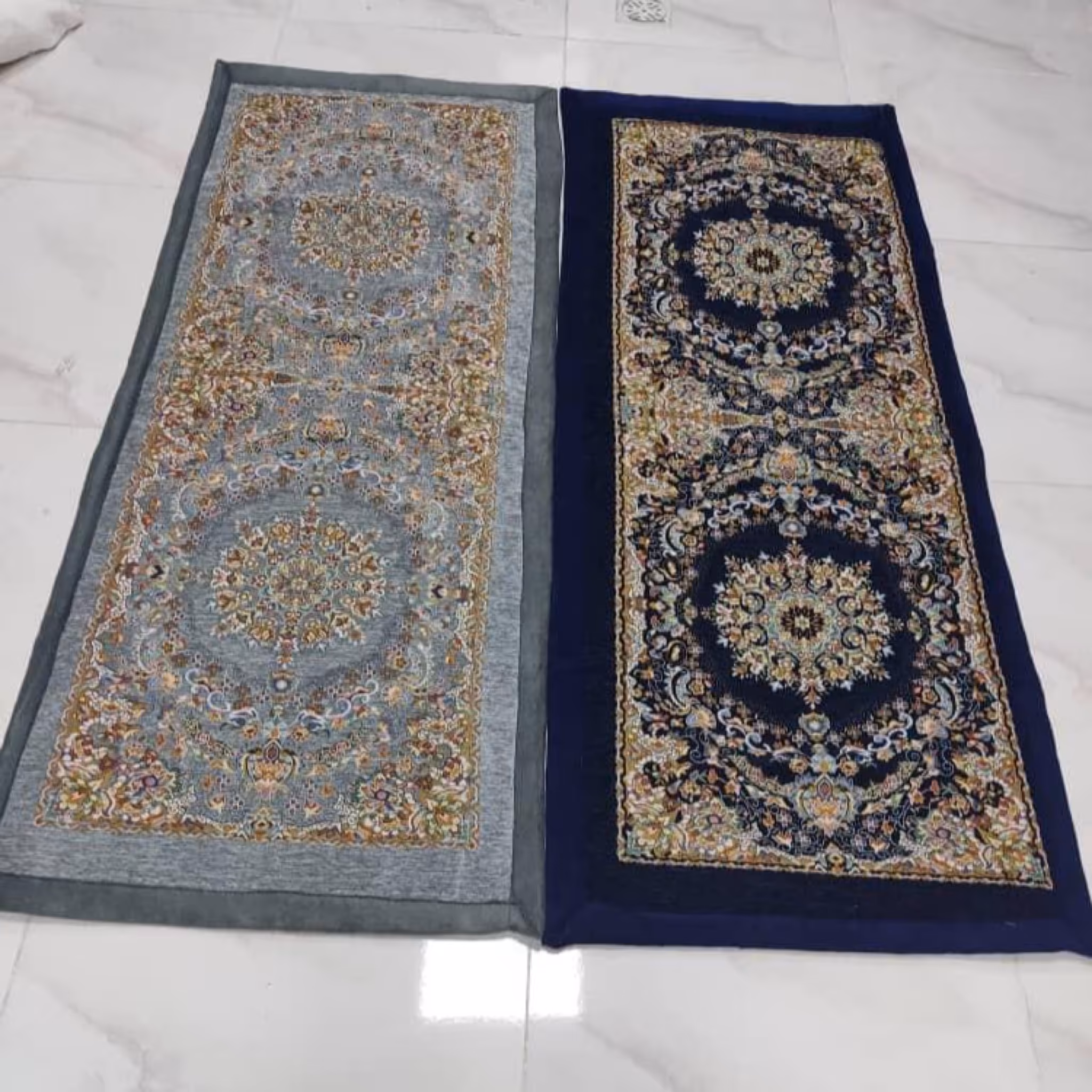 تشک کناره اتاق جنس مخمل شانل در شش رنگ سرمه ای،طوسی،آبی ،زرشکی،کرم،قهوه ای(پس کرایه)