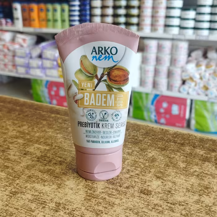 کرم ارکو 60میل میوه رایحه بادام