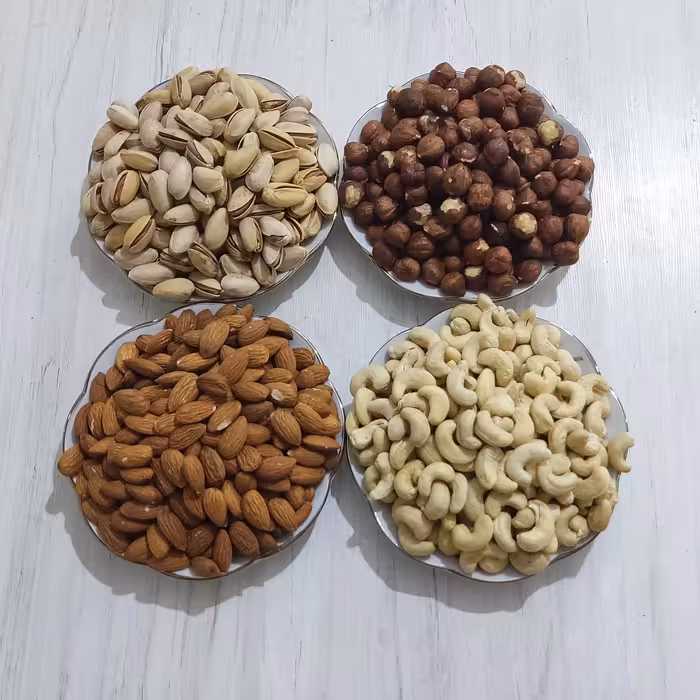 آجیل چهار مغز 500گرمی لوکس خام وشور موجوده