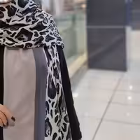 شال نخی پاییزه کجراه به هیچ عنوان سر نمیخورد دور دوخت قواره 2 در 75