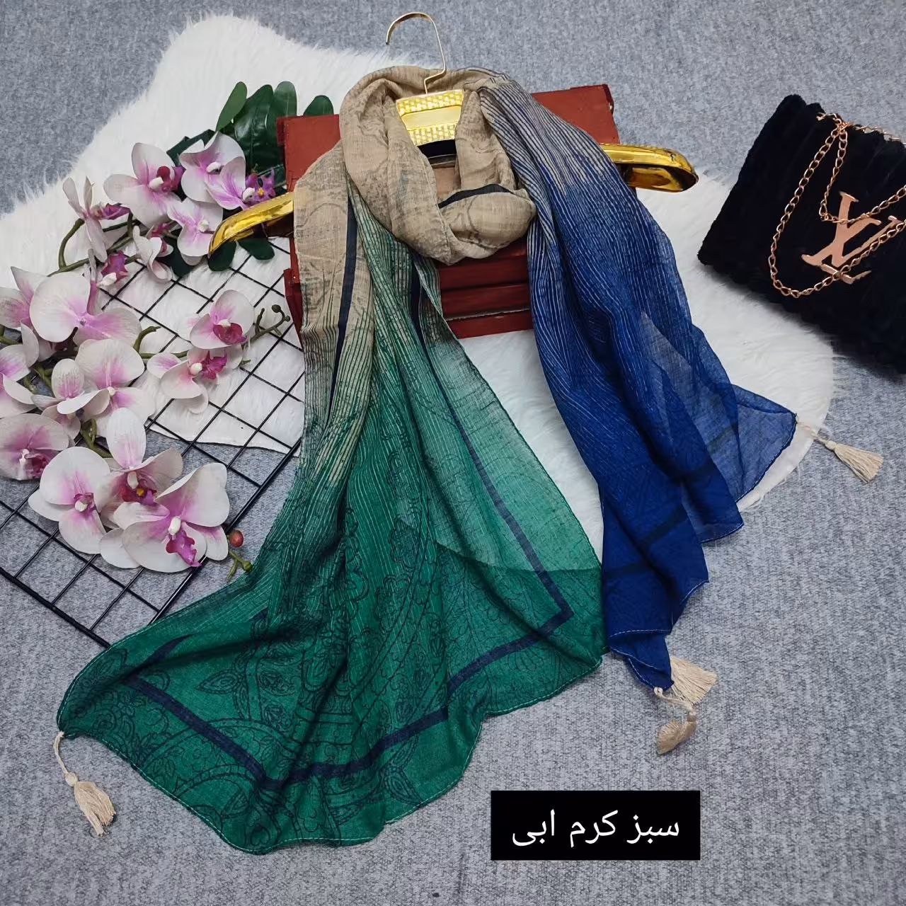 شال چند رنگ ایستایی عالی سر نمیخوره نخ ژاکارد رنگبندی جذاب و متنوع ابعاد 70 در 190