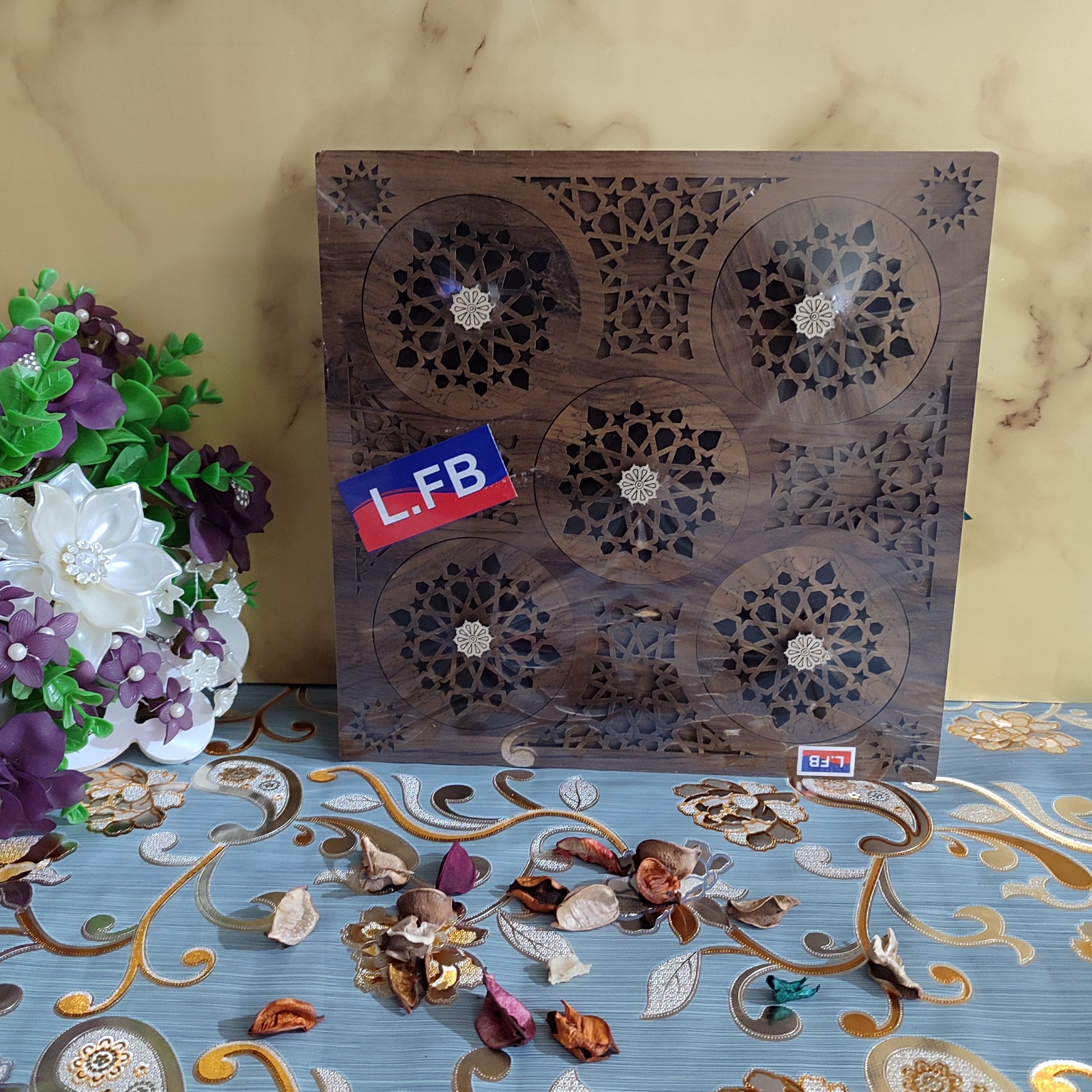تی بگ شکلات و دمنوش چوبی  5 خانه مربع 