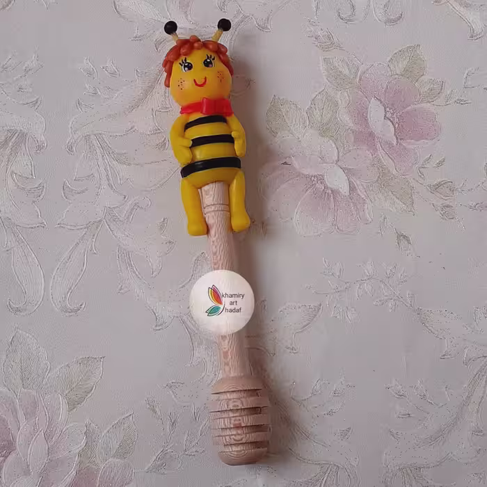 قاشق عسل خوری چوبی فانتزی با عروسک خمیری کاملا ضد آب 