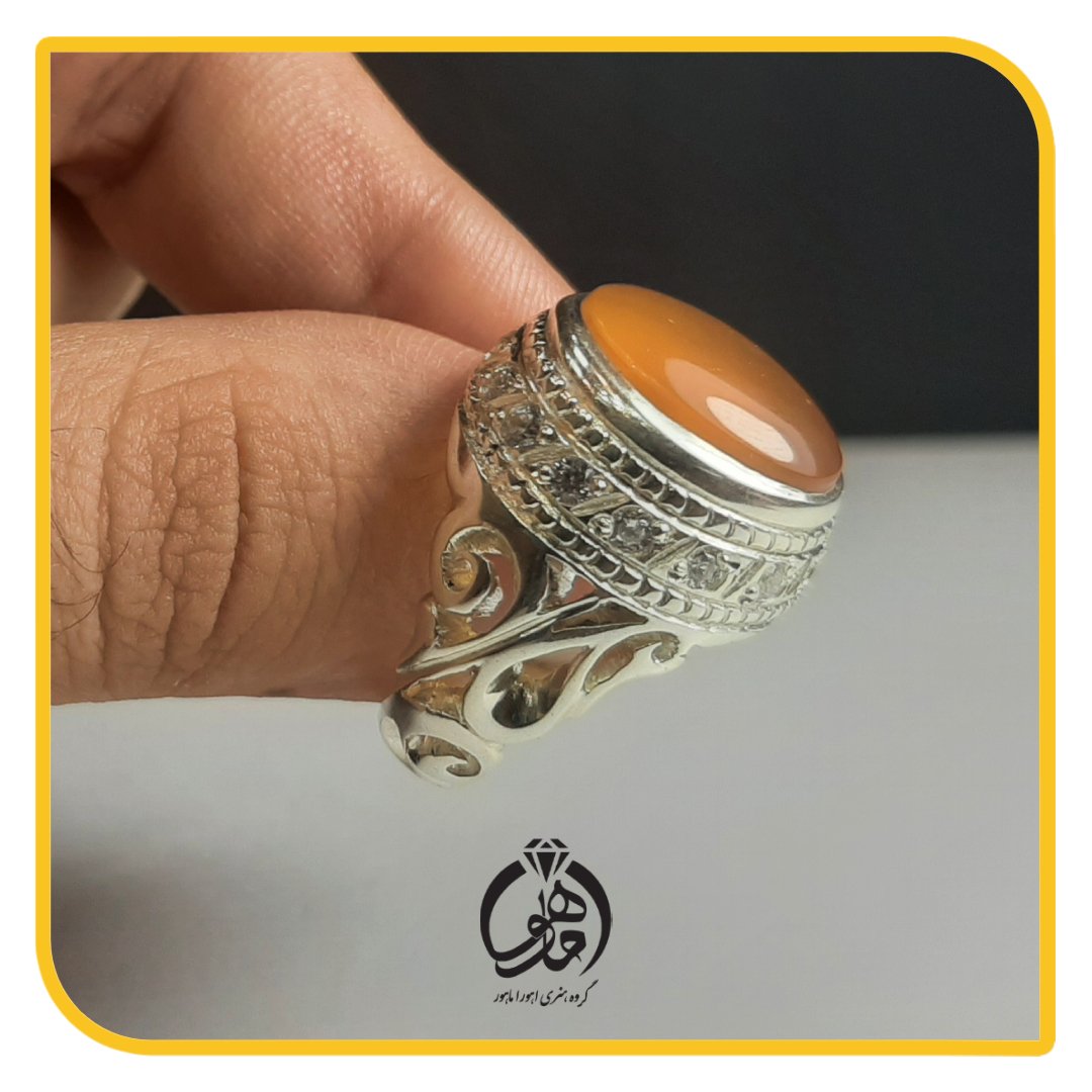 انگشتر  عقیق یمن مدل فیلی
طرح اشک و گوشواره با مخراج