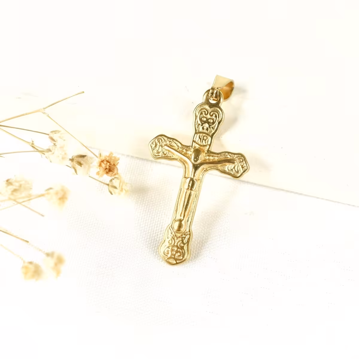 گردنبند صلیب عیسی مسیح برند استیل بدون زنجیر کد 8690