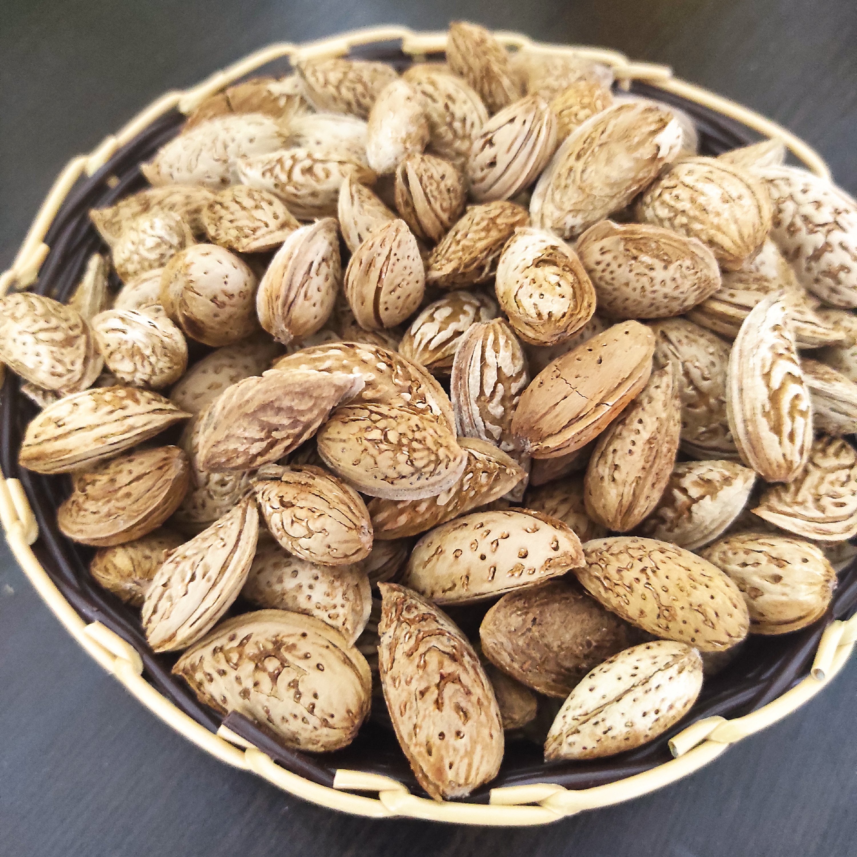بادام پوست نیمه کاغذی تازه امساله