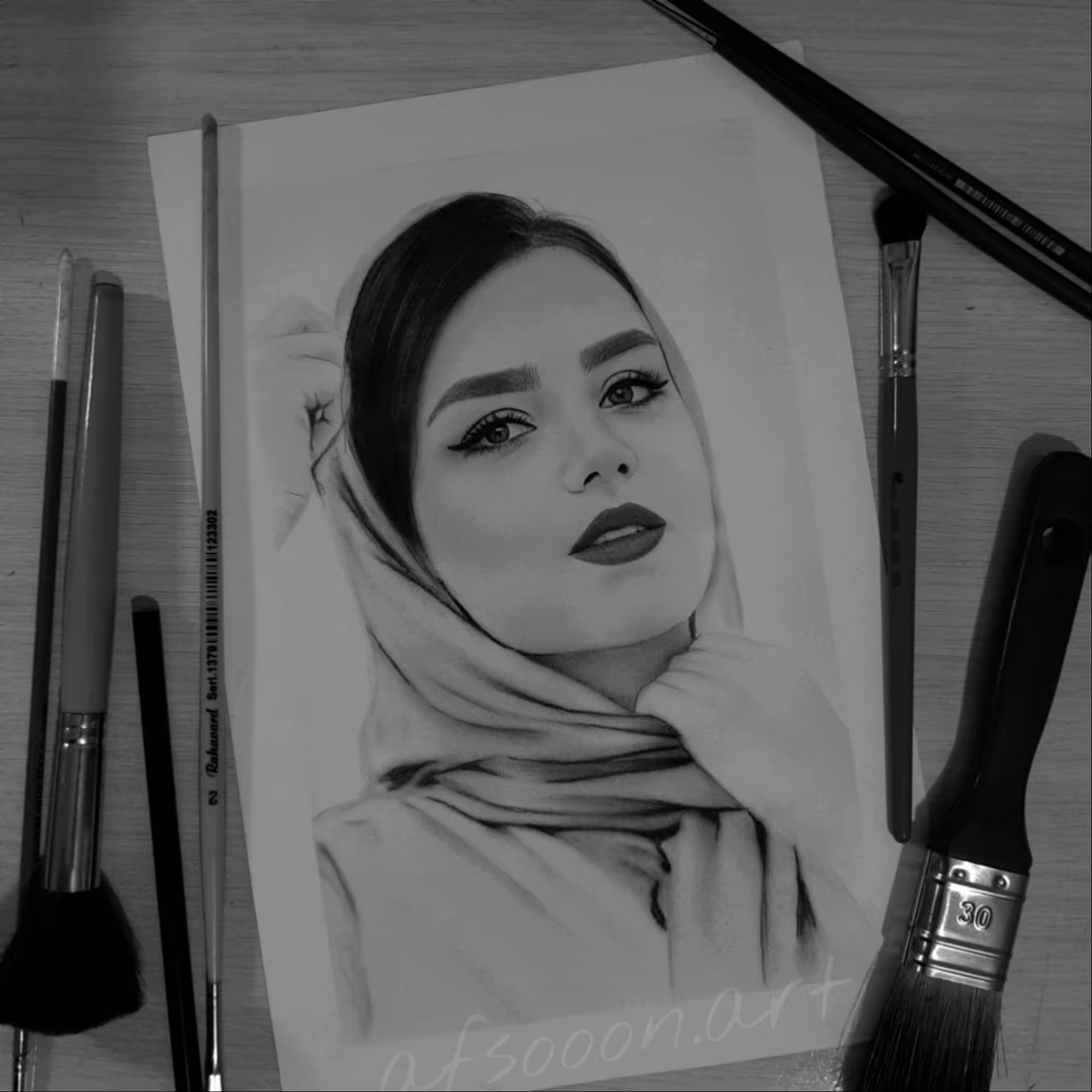 طراحی چهره سیاه قلم سایز 20در 30 سانت