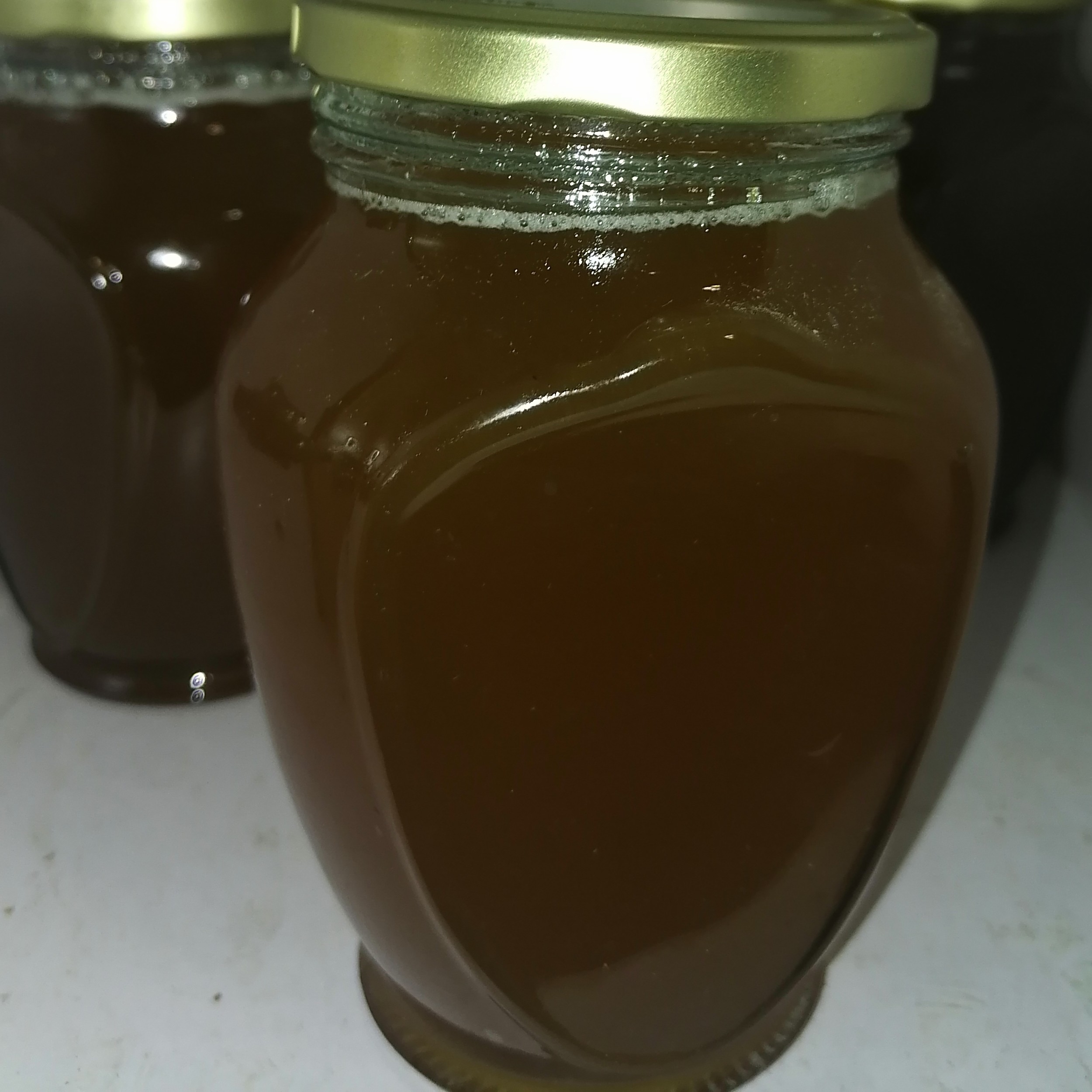 عسل نیم کیلویی