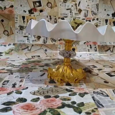 شیرینی خوری و میوه خوری