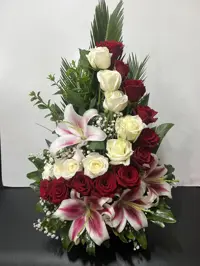 سبد گل شاد