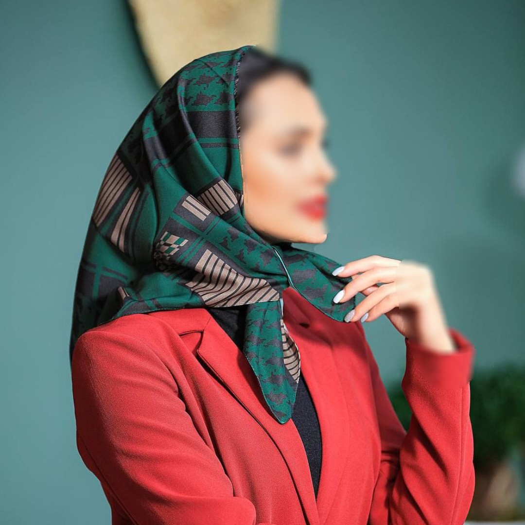 مینی اسکارف زمینه سبز تیره ارسال رایگان (باندانا)