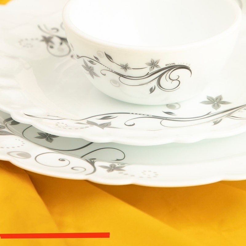 سرویس غذا خوری 25پارچه قابلیت استفاده در ماکروویو