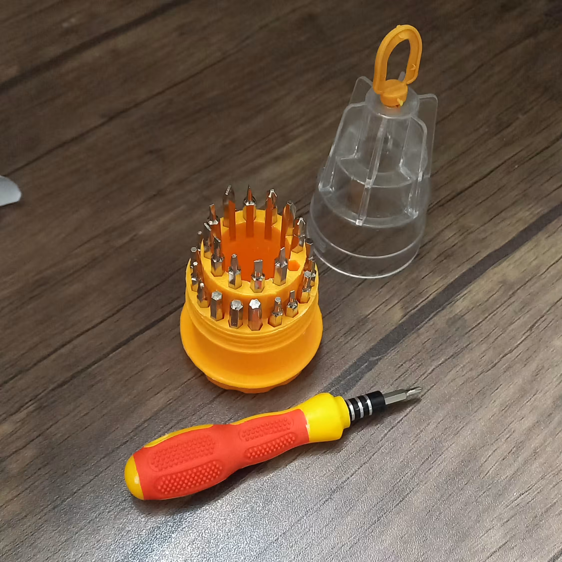 ست پیچ گوشتی 31 عددی XR Tools

