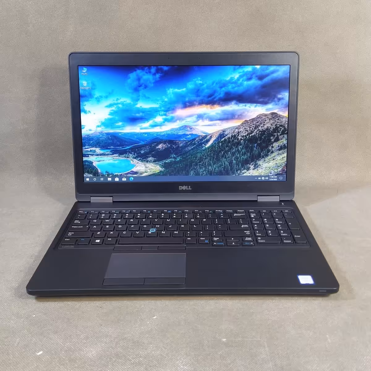 لپ‌تاپ Dell مدل Latitude 5580 | مفیدیار مشاوره و خرید لپ تاپ و کامپیوتر با بهترین قیمت