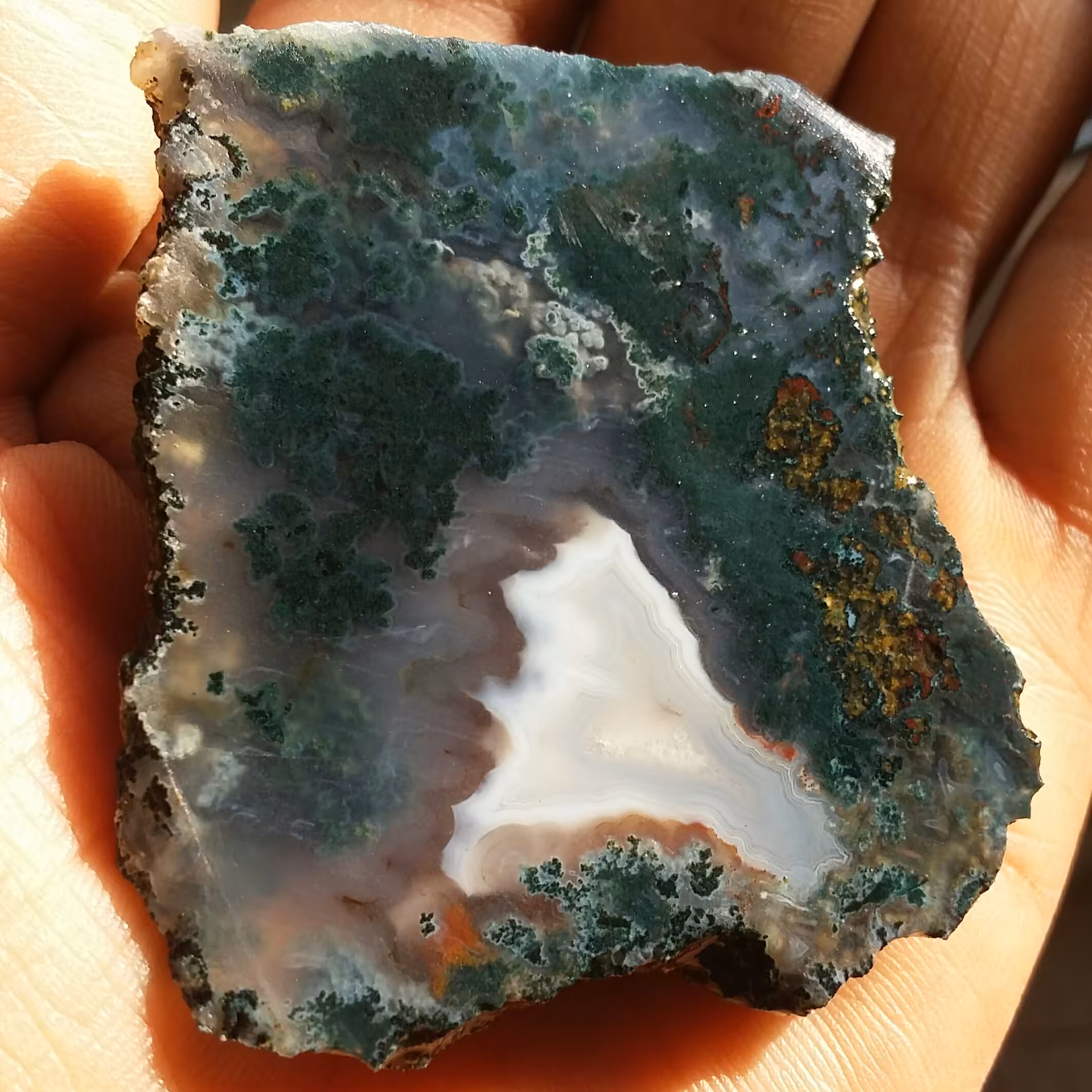 اسلایس سنگ راف عقیق سلیمانی و شجر سبز محشر 100 در 100 طبیعی شااااهکار خلقت
تابلو نقاشی طبیعی