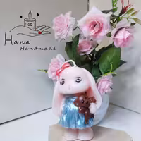 شمع دست ساز طرح خرگوش عروسک به دست