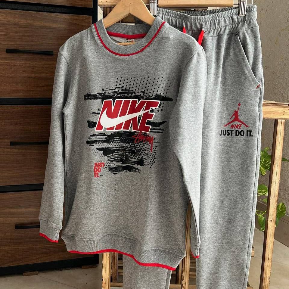 ست بلوز و شلوار اسپورت، مناسب 8 تا 16 سال، جنس ملانژ گرم بالا عالی. هم دخترونه هم پسرونه