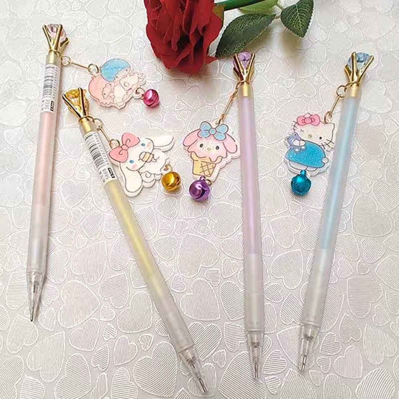 اتود آویزدار زنگوله طرح الماس(تخفیف  به علت تغییر شغل)