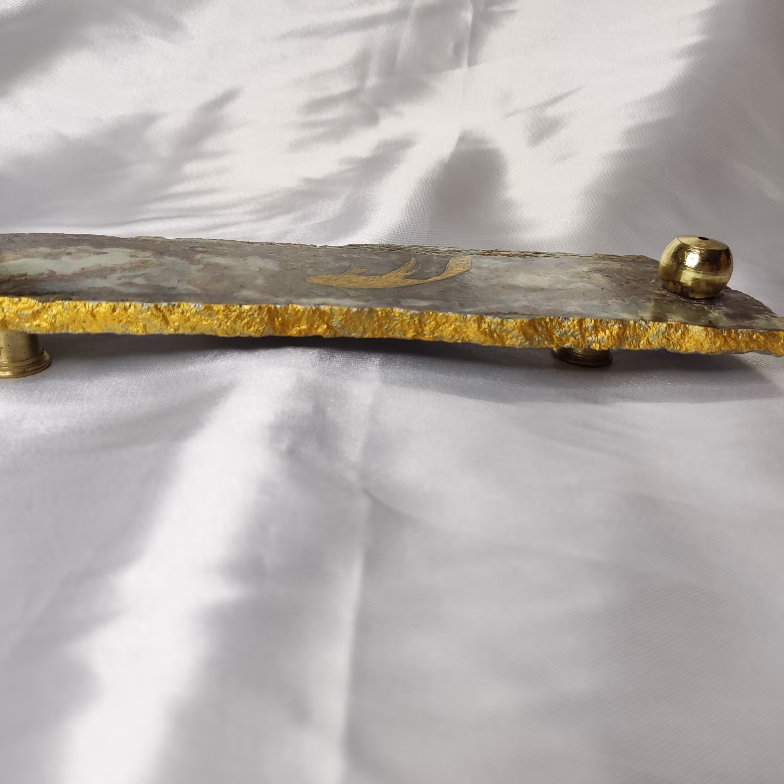 جاعودی عقیق با پایه و گوی برنجی 