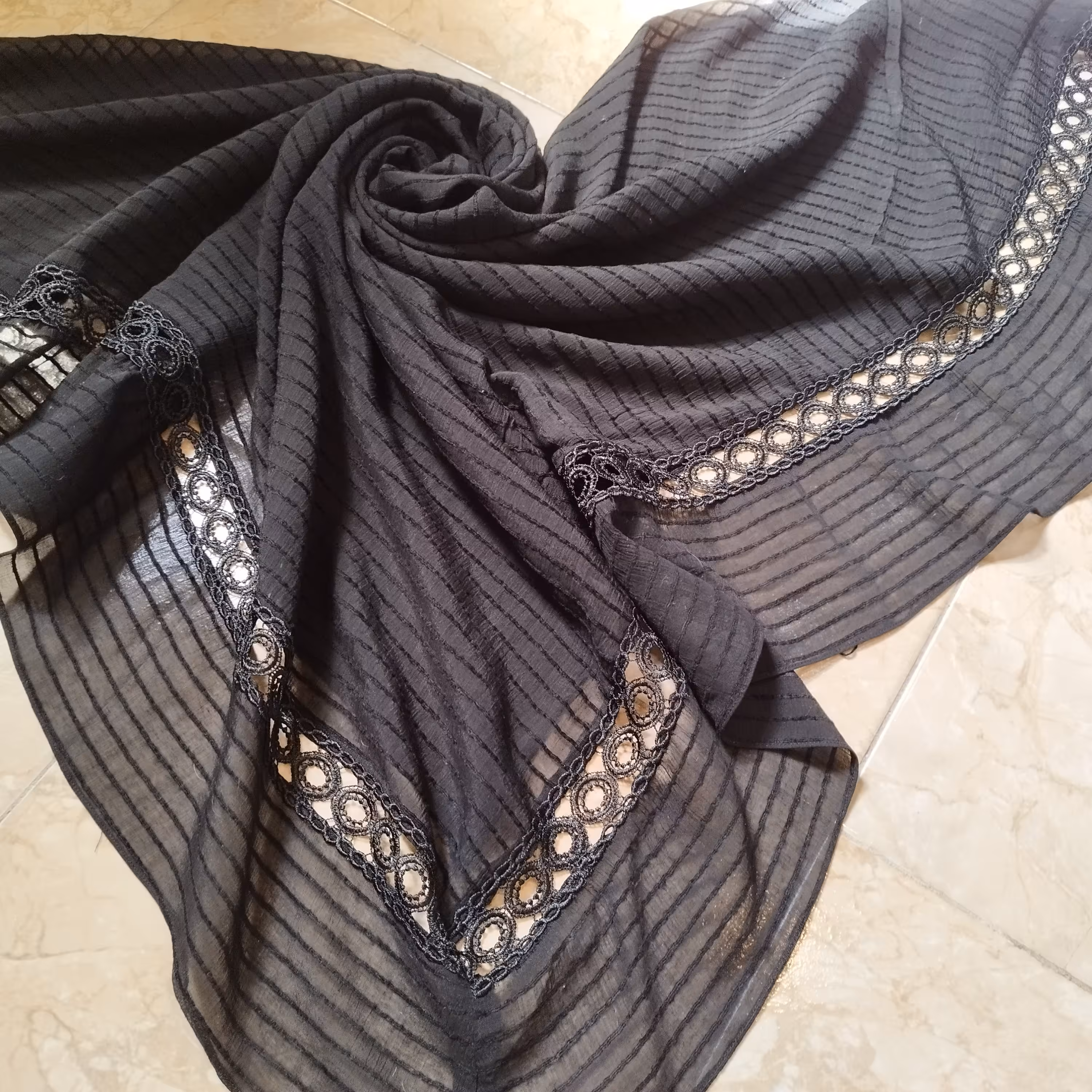 روسری وال راه راه