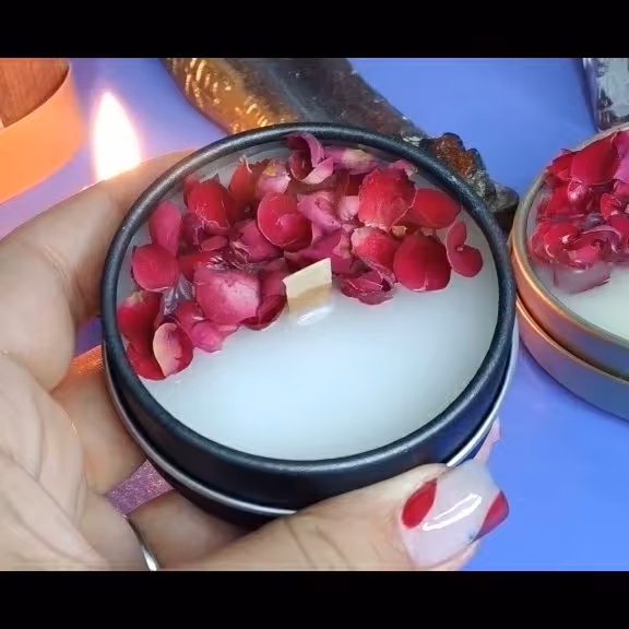 شمع جار معطر دلبر با فیتیله چوبی مدت سوخت 15 ساعت 