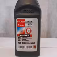 ضد یخ نانو سبز رنگ یک لیتری مناسب برای ماشین های ایرانی