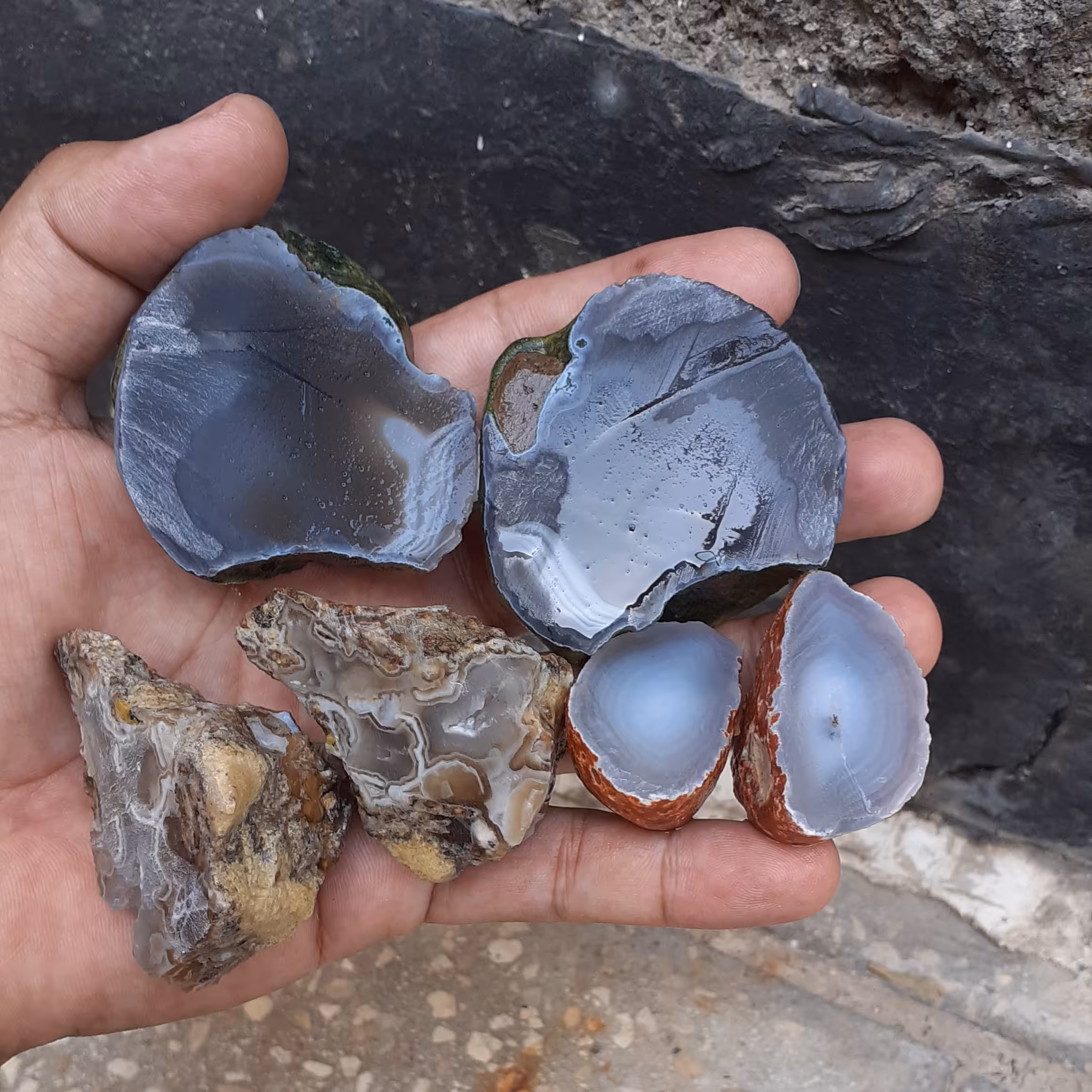 سنگ راف کلکسیونی عقیق خام طبیعی و معدنی 