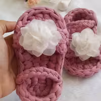 دمپایی تریکویی