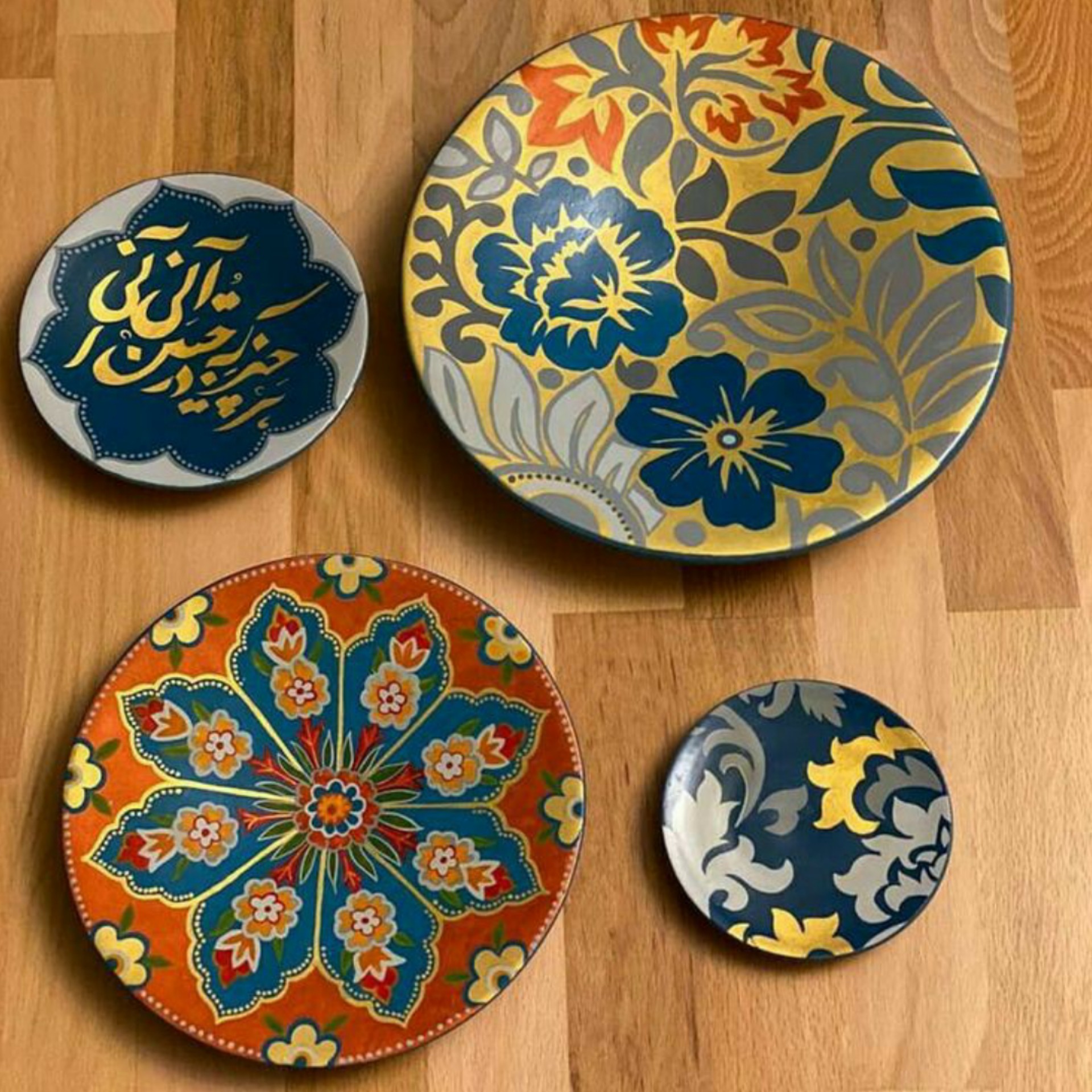 ست دیوارکوب سفالی نقاشی شده مجموعه 4 عددی کار دست