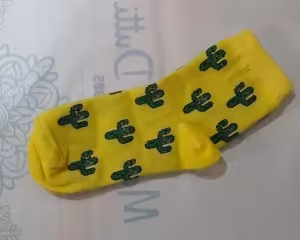 جوراب زنانه و مردانه