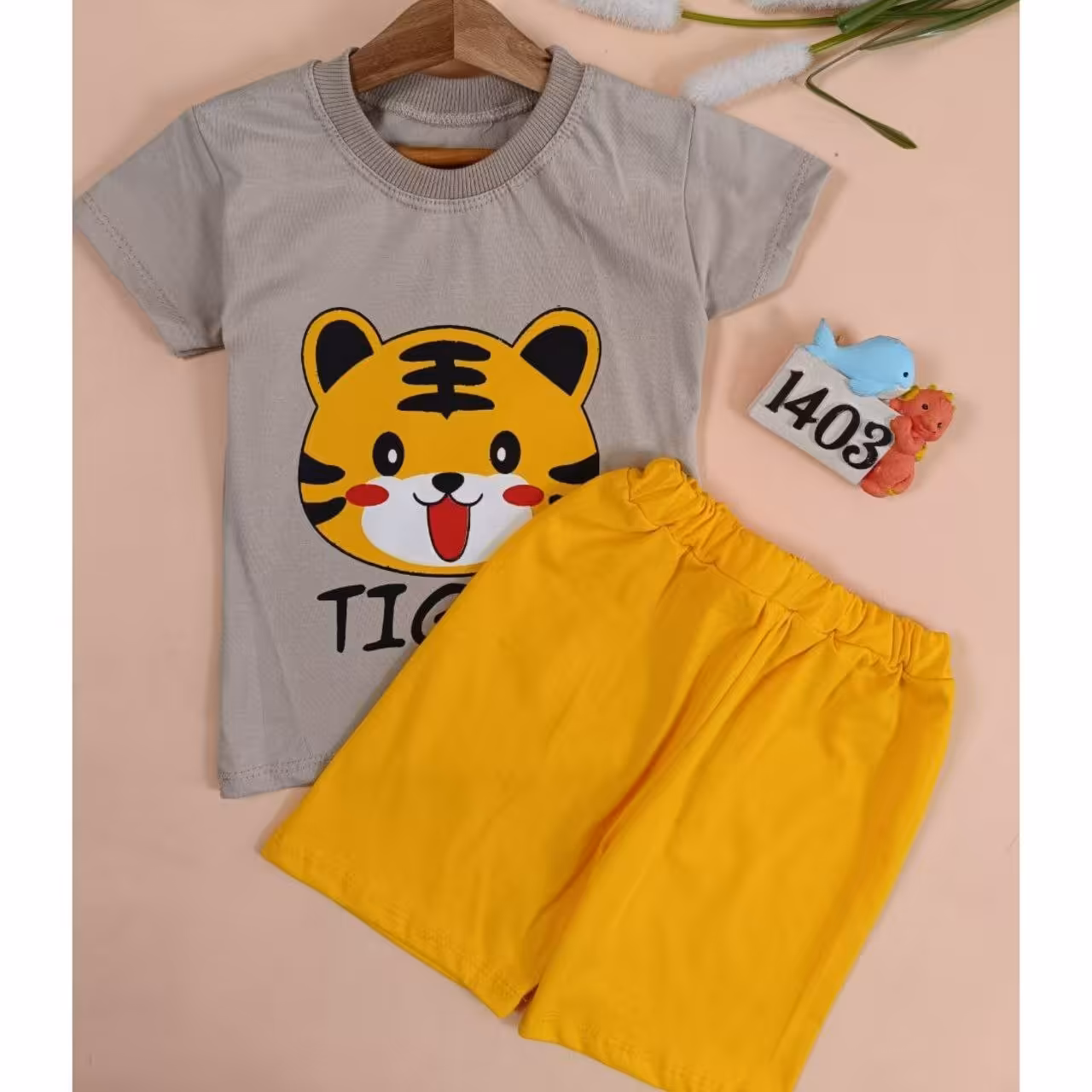 تیشرت وشلوارک   پسرانه ببر جذاب