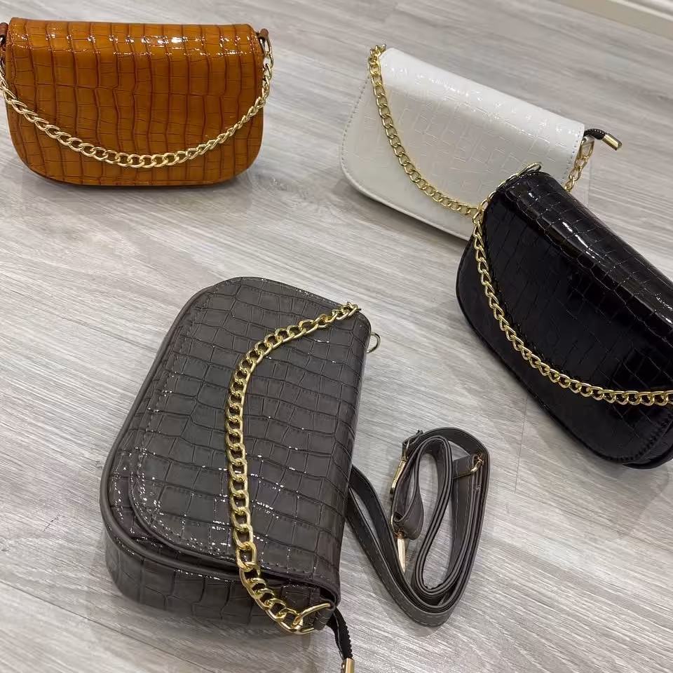 کیف پاسپورتی مدل کروکدیل کد1724