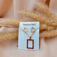 نیم ست استیل مربع گوشواره و گردنبند ساده رنگ ثابت