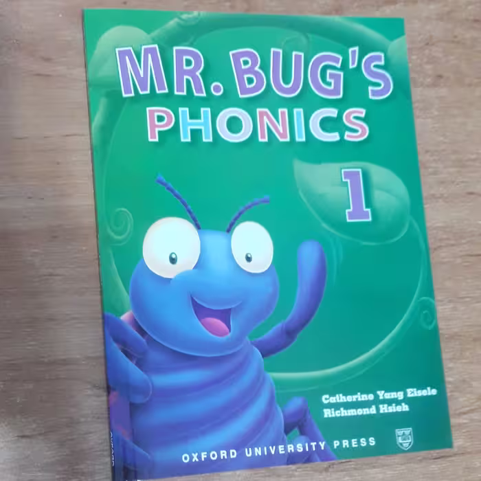 کتاب زبان مستر باگز Mr Bugs phonics 1