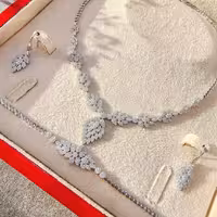 سرویس نقره 925 جواهری همراه با روکش طلا سفید و قالب جواهر 