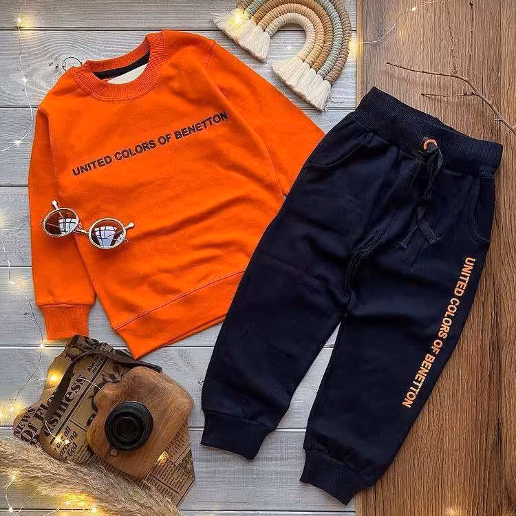 ست بلوز و شلوار  اسپورت داخل کرکی گرم، جنس دورس داخل کرکی ، کیفیت عالی، منتسب 3 تا 13 سال