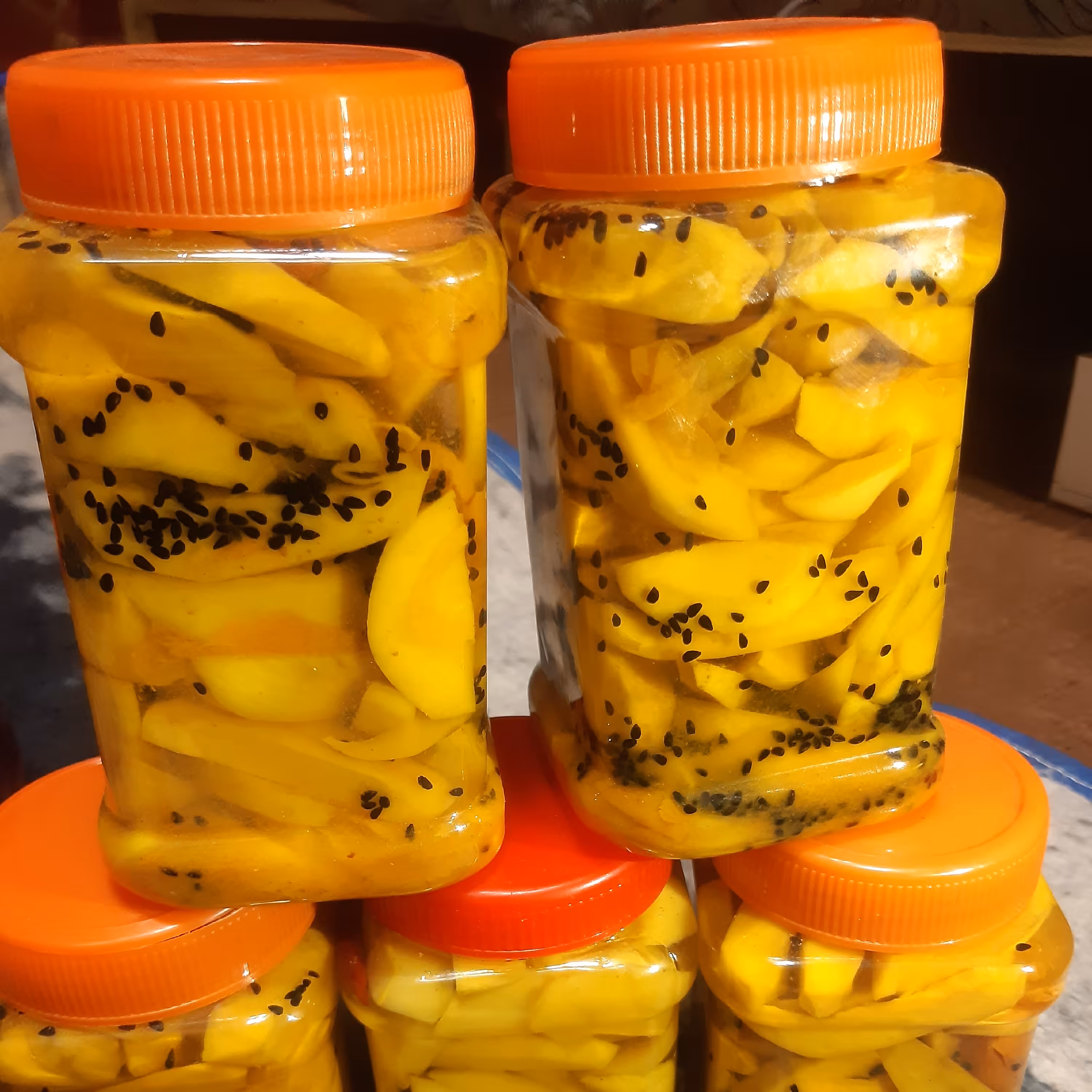 ترشی انبه خانگی یک کیلویی 