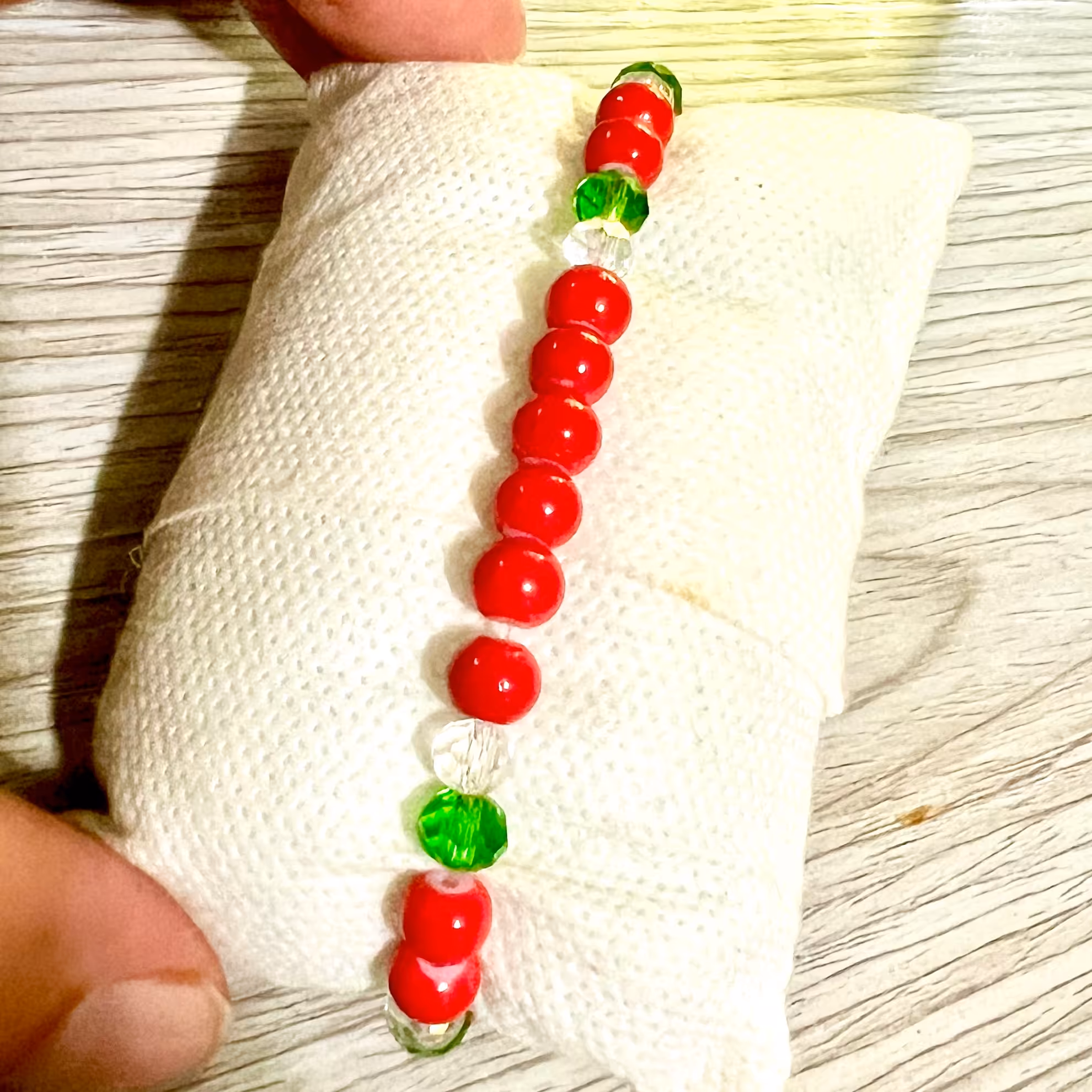 دستبند مهره ای کشی یلدایی هندونه ای قرمز