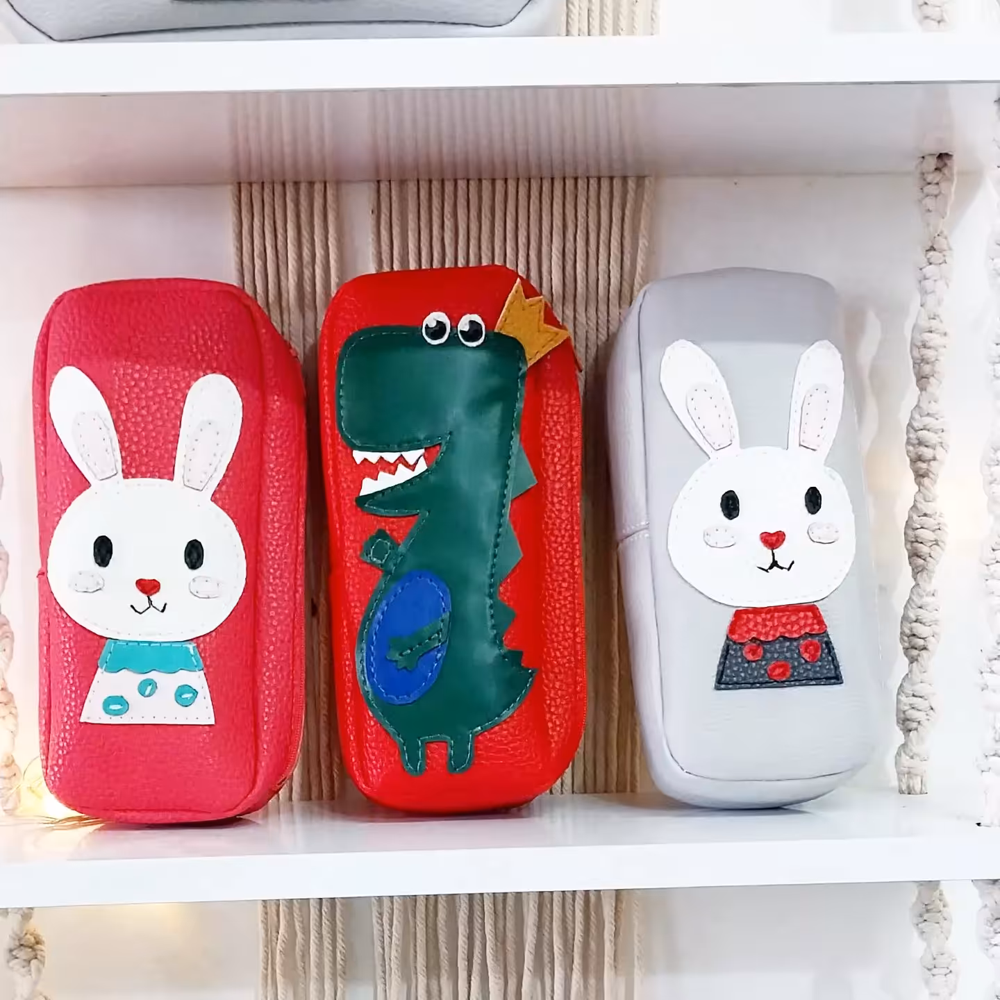 جامدادی عروسکی مهد کودک و مدرسه دخترانه پسرانه ( 9در 21 در 5)