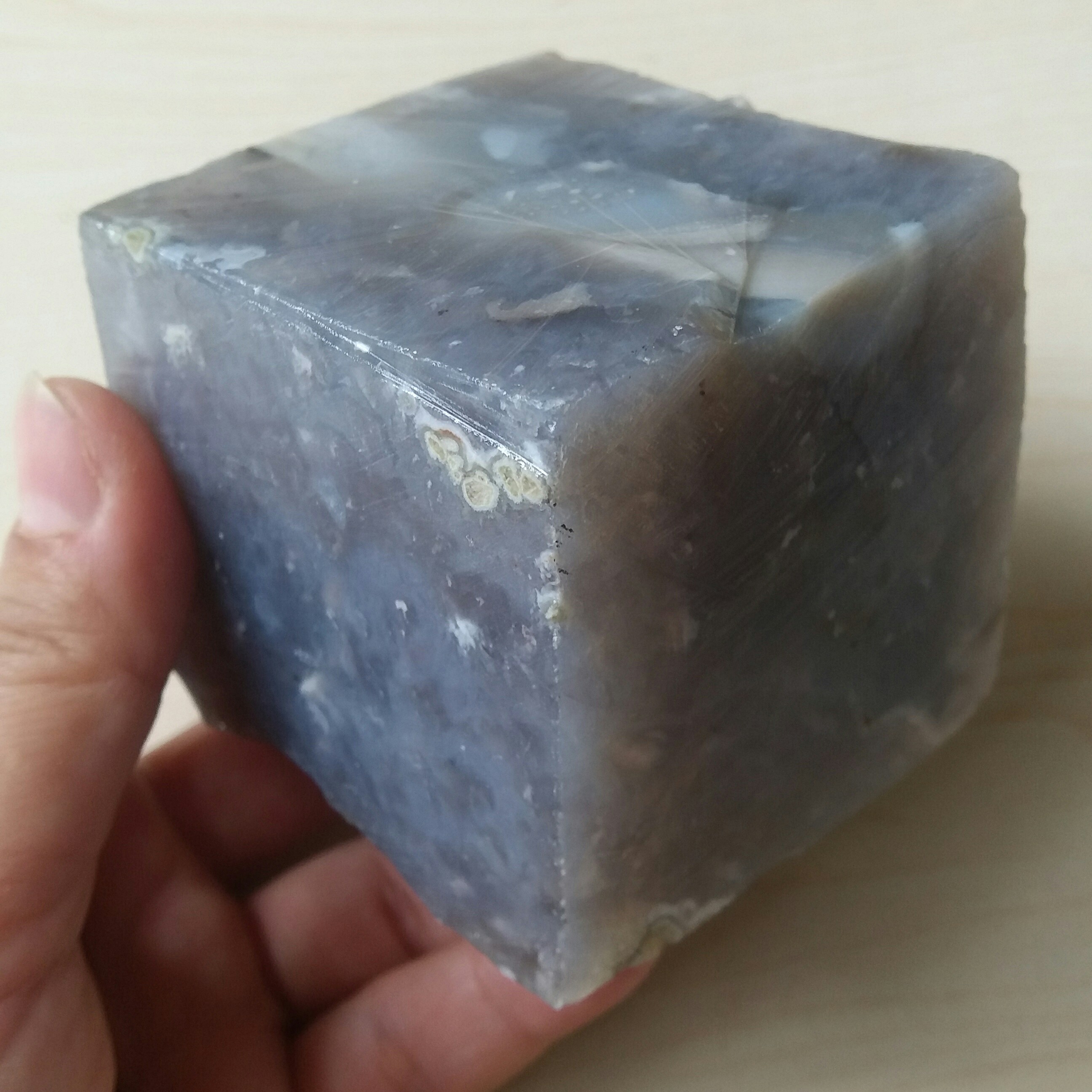 سنگ عقیق اصل معدنی با رنگ طبیعی کلکسیونی و کمیاب با خواص بسیار سنگ عقیق شفاف
