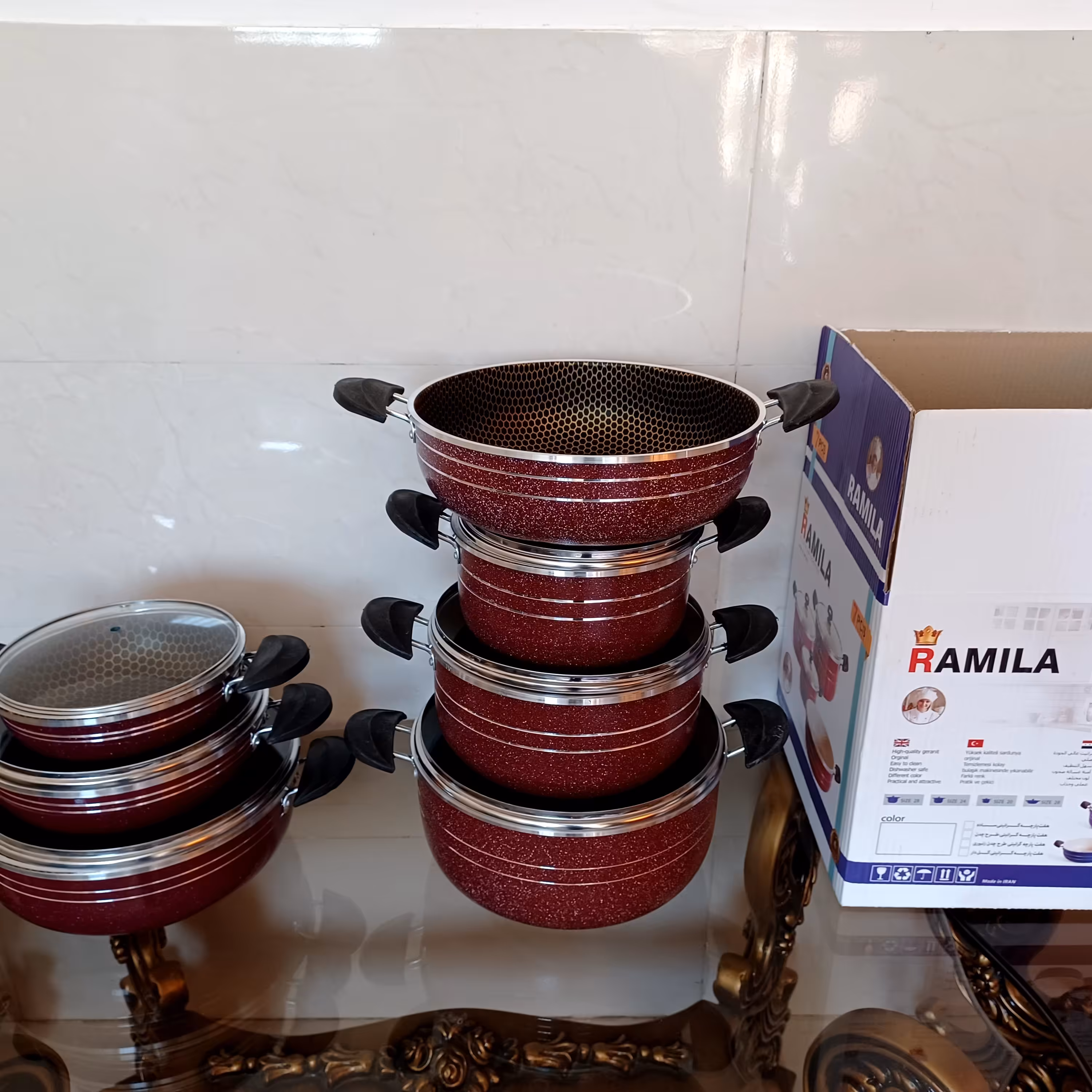 سرویس قابلمه زنبوری درجه یک  رامیلا -  این قابلمه های زنبوری از  جنس بهترین ظروف نچسب هستند - بسیار زیبا و کاربردی