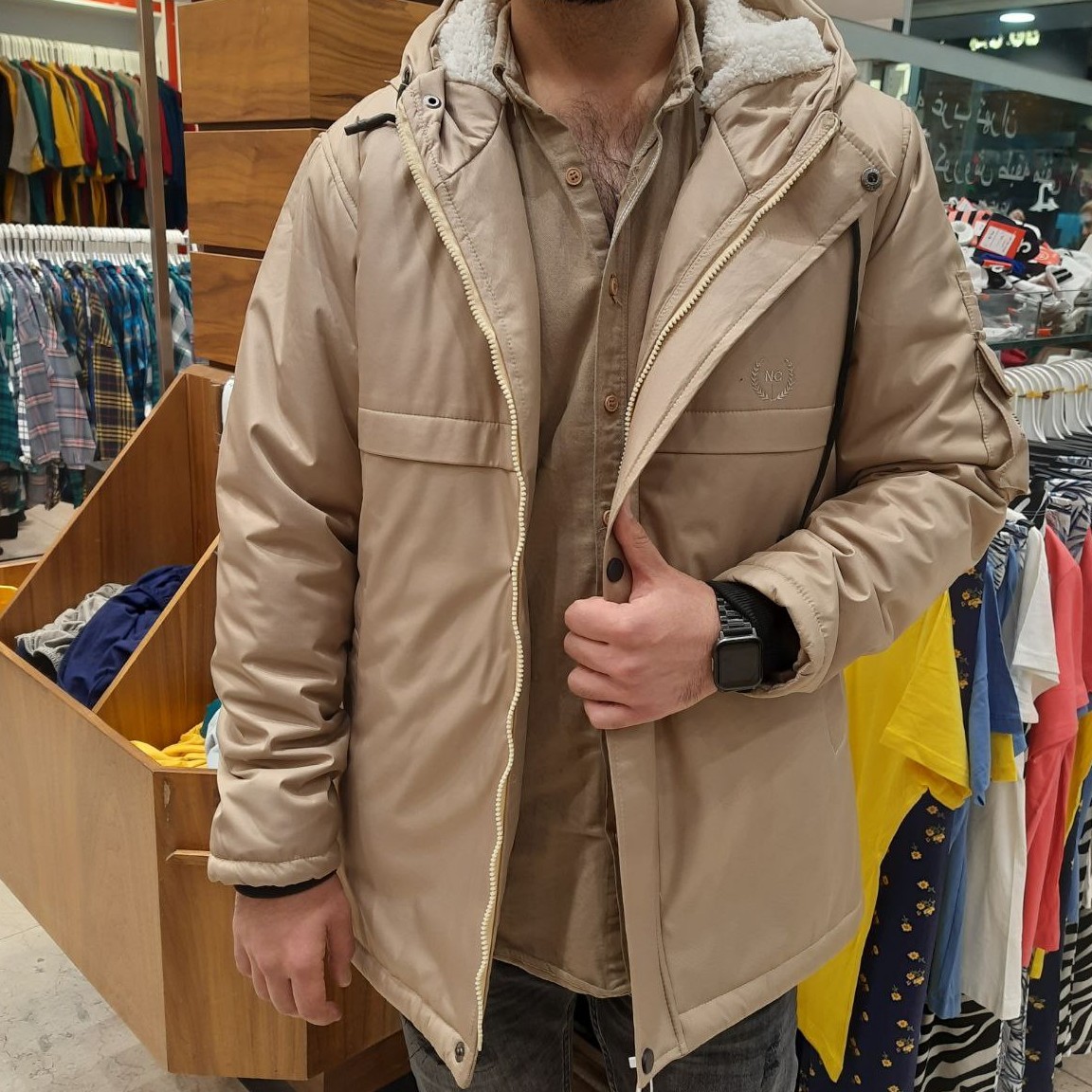 کاپشن مردانه استین جیب دار جنسش شمعیسایز xlتا 4xl