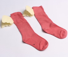 جوراب ساق بلند بال دار(رنگبندی7-5 سال)