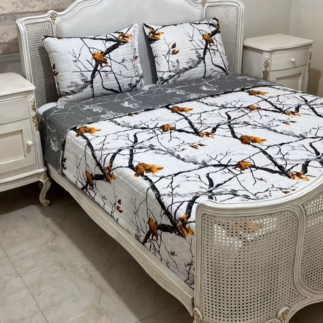 روتختی دونفره 4 تکه طرح دار گلدوزی دو رو autumn love (ضمانت پرز و رنگ )