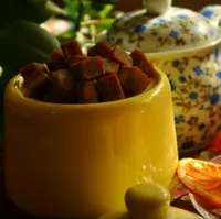 قند قهوه ای نیشکر (500گرمی طلقی) طبیعی ویام