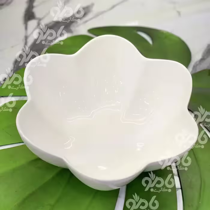 کاسه سرامیکی سفید گل بزرگ