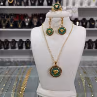 نیم ست ورساچ سبز