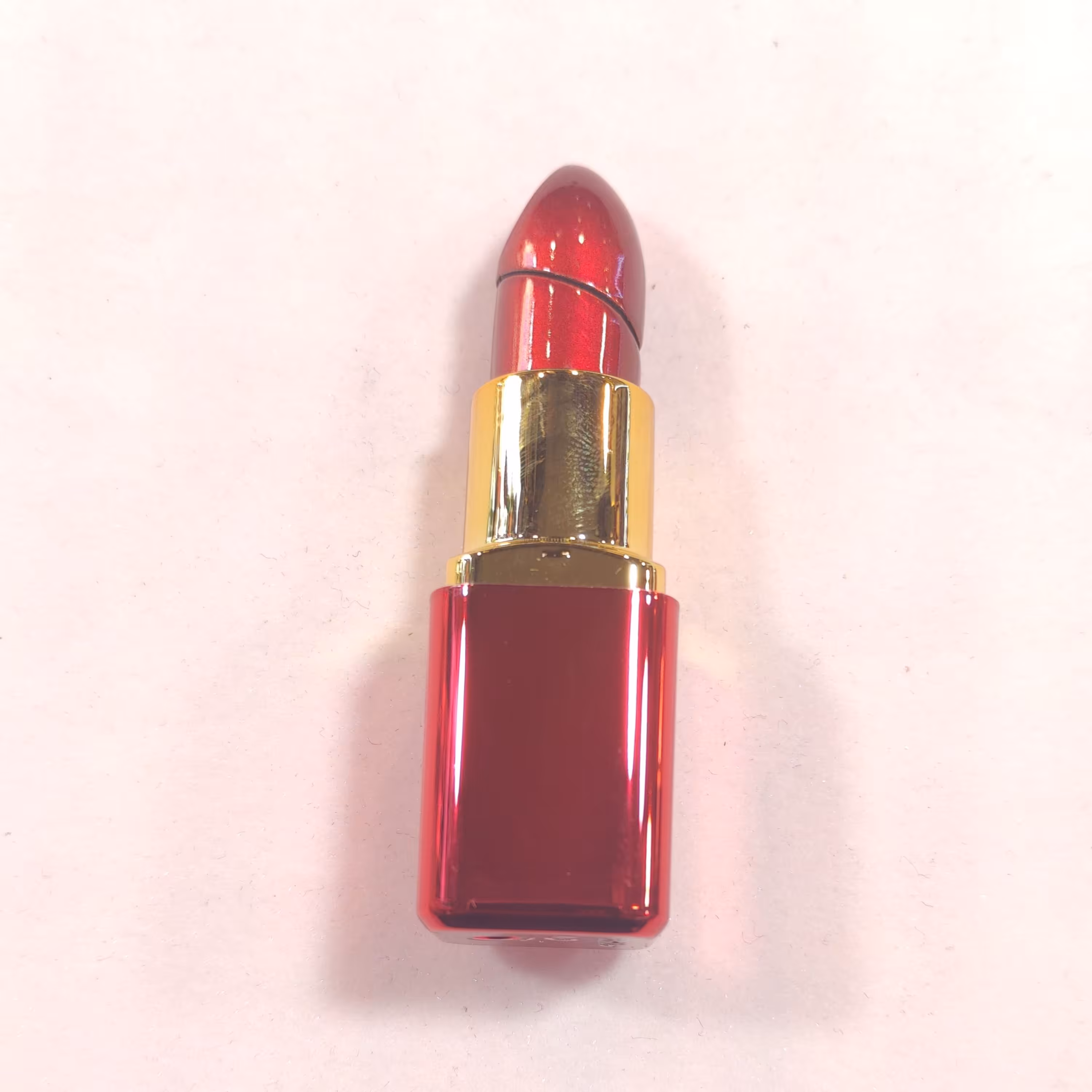 فندک رژ لب قرمز  کد 014