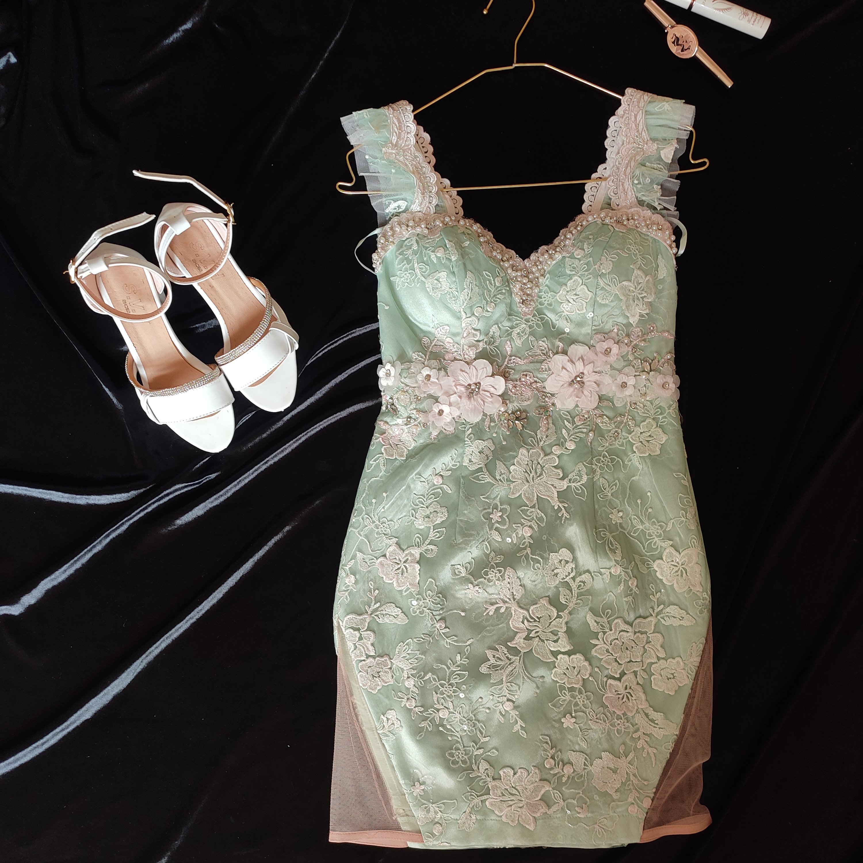 لباس مجلسی زنانه رنگ خاص و دلبر پارچه خارجی تک سایز