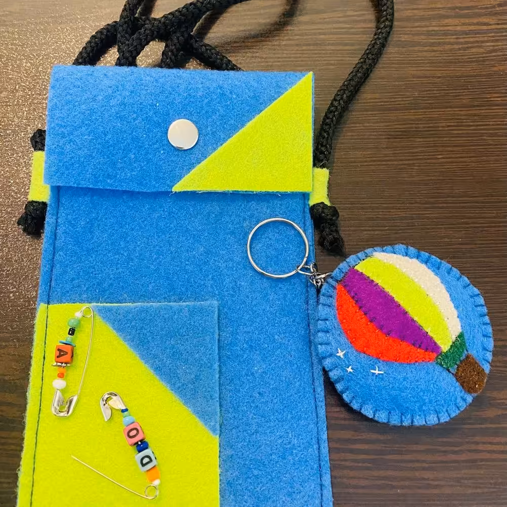 کیف موبایل نمدی به همراه جا کلیدی